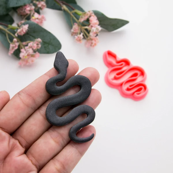 Snake A Shape Clay Cutters